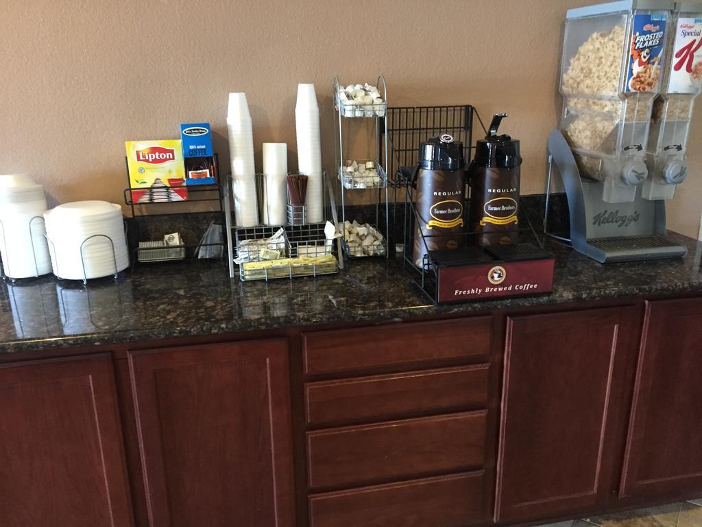 Super 8 By Wyndham Winnemucca Nv Exterior foto